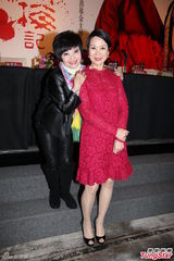 组图：白雪仙不敢上台怕吓人 陈宝珠怕师傅