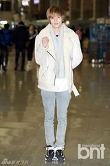 组图：Niel等随《少林寺》出发前往中国