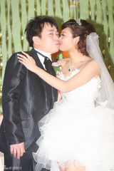 组图：小彬彬结婚儿子当花童 大牌艺人均缺席