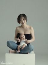 组图：陈慧琳杨千嬅领衔龙妈妈晒宝贝照 母性尽显