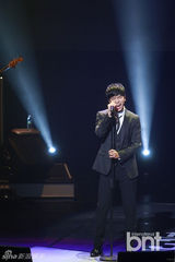 组图：李升基等助阵恩师李善姬发片激情献唱