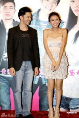 组图：立威廉冯媛甄出席《我的野蛮女友2》见面会