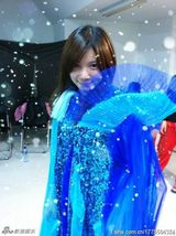 跳水第一美女何姿微博美图 可爱卖萌(图)