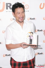 组图：张学友接戏重视剧本 不介意角色主副