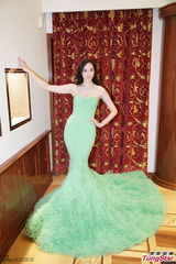 组图：吴佩慈为珠宝走秀 身姿优雅气质华贵