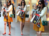 明星爱街拍第20期：玩转靓装多变条纹设计穿上身