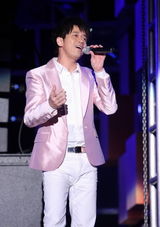 组图：亚洲音乐节开幕 Rain张靓颖郑元畅2AM等献唱