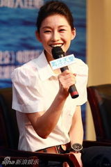 李连杰携《海洋天堂》大连宣传 放映现场感动多