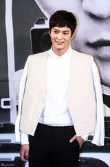 高清组图：朱元崔江熙亮相《7级公务员》发布会