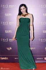 组图：陈坤时尚盛典压轴获大奖受肯定