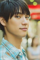 组图：“海女”能年玲奈新照被指撞脸福士苍汰