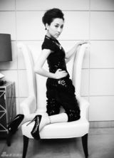 幻灯图：马苏闪亮黑白写真尽显冷艳性感