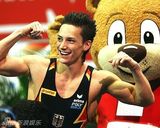 组图：德国体操帅哥英俊脸庞迷倒女粉丝