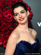 幻灯：《情人节》首映众星云集 海瑟薇阿尔芭斗艳