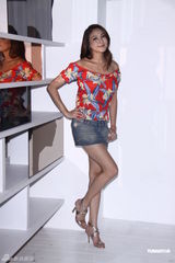 组图：伊林新春开工团拜 蔡淑臻李沛旭情侣档同台