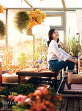 组图：姚晨写真阳光满溢 爱人镜头下的花房姑娘