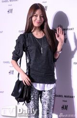 组图：少女时代秀英2AM任瑟雍等靓装出席活动