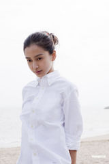 组图：Angelababy素颜上阵 赵又廷封其自拍达人