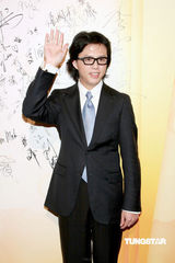 高清组图：李云迪鲍起静致敬感动香港十大人物