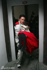 《古今大战秦俑情》热拍 陈嘉上翻拍穿越经典