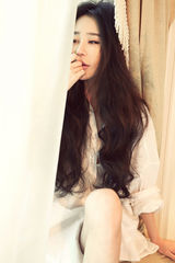 组图：姜欣雨新写真曝光 网友直呼双腿太性感