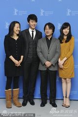 高清组图：《爱不爱》发布会 玄彬林秀晶男才女貌 