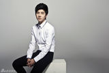 组图：刘昊然写真干净单纯 初涉荧屏备受好评