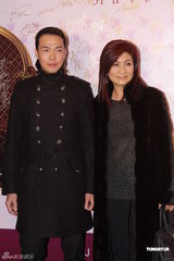 组图：艺人杰出表现奖落幕 谢霆锋薛凯琪夺影帝影后