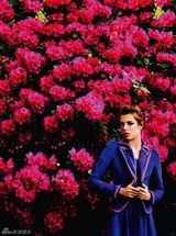 组图：摩纳哥王室二公主冷艳造型登《Vogue》