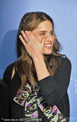 幻灯图集：《房东与租客》记者会 三美女竞艳