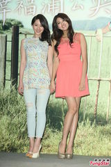 组图：唐禹哲曾恺玹幽默回应新戏谈情