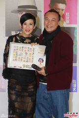 组图：吴君如蕾丝透视露内裤 陈冠希复出拍戏