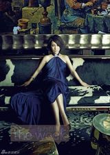 组图：秦海璐频登封面 眼神性感红唇诱人