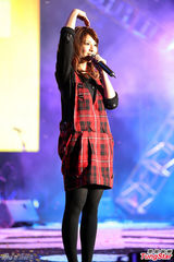 组图：严爵飚高音 与潘玮柏卢广仲接力开唱