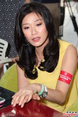 组图：李若彤李丽珍陈慧珊亮相曾志伟新剧发布