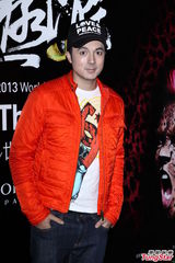 组图：罗志祥开演唱会 强抱蔡依林索吻掀高潮