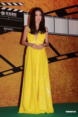 组图：任达华惠英红温碧霞加盟英皇电影艺人部