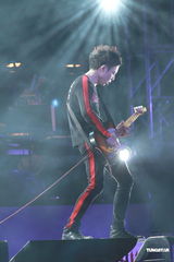 组图：黄贯中开唱未见朱茵 陈豪黄德斌助阵