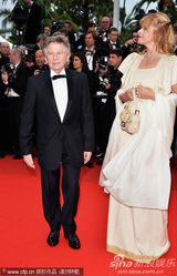 组图：《苔丝》重映波兰斯基获热吻