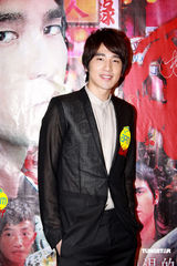 幻灯图：阮经天赵又廷钮承泽香港宣传《艋舺》