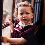 组图：迈克尔-杰克逊罕见家庭照温馨抱娃