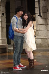 高清组图：林宥嘉绯闻女友邓紫棋台湾拍摄专辑MV