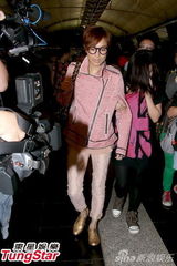 组图：郑秀文杜琪峰为《盲探》参展赴戛纳