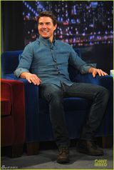 组图：汤姆克鲁斯上综艺节目被砸鸡蛋十分狼狈