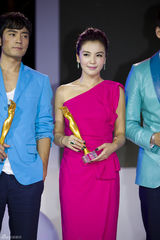 高清组图：刘涛亮相时尚盛典典雅大气