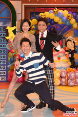 组图：小S被问胖达人千万转让 快闪避谈