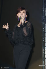 组图：吴克群梁静茹夏日唱响 潘玮柏杨丞琳接棒