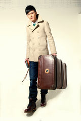 组图：冯铭潮视觉系潮氏写真 散发低调奢华忧郁气质