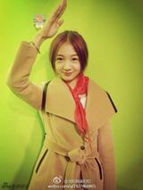 组图：冰粉妹妹走红似周冬雨 辍学摆摊供妹上学