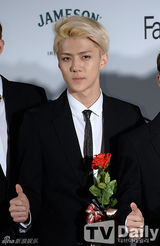 组图：釜山国际电影节众星云集 篮毯璀璨耀眼